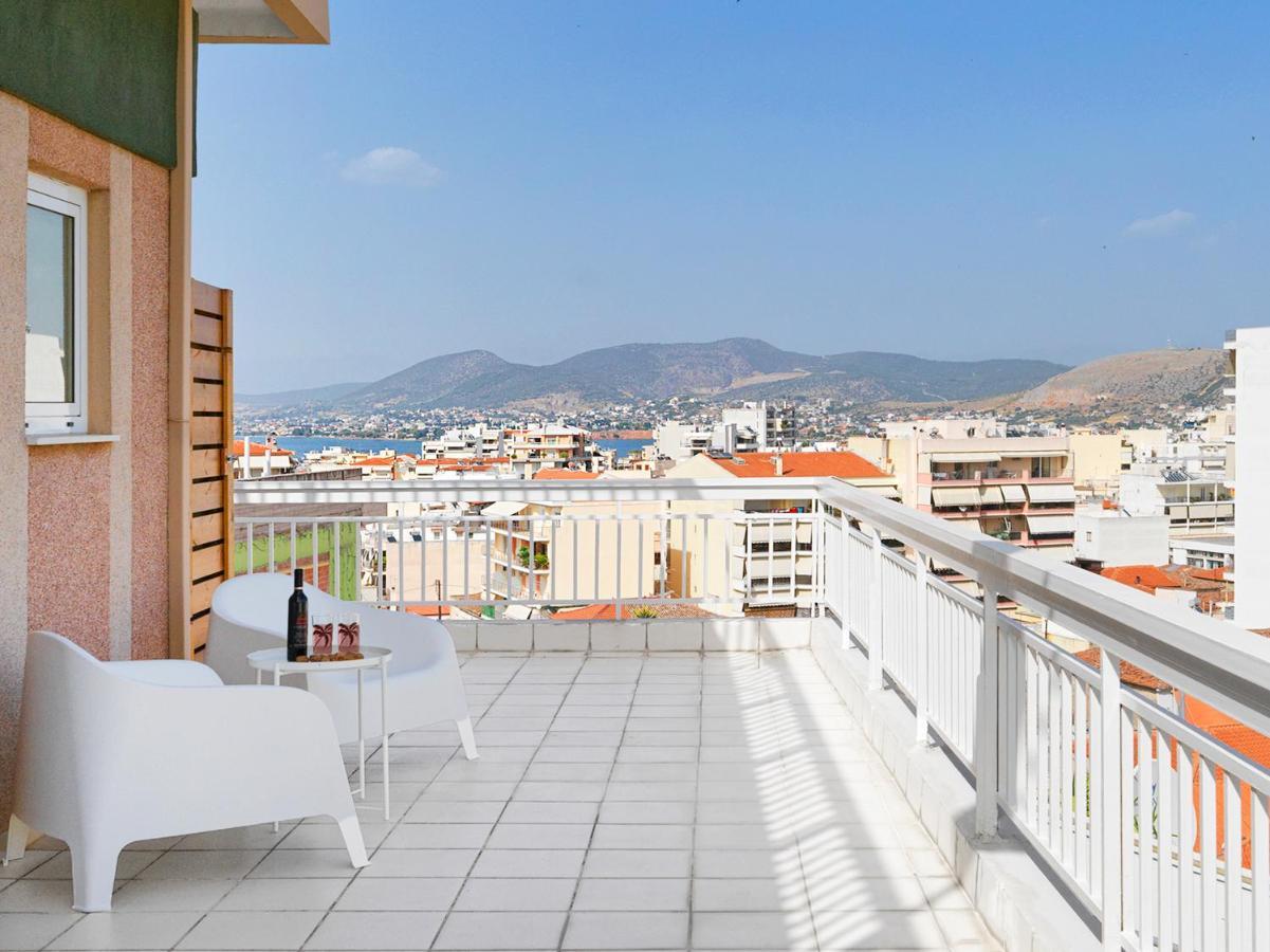 Modern Penthouse Overlooking Halkis Chalkís Exterior foto